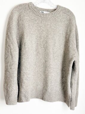 Zara Light Heather Gray Knit Crewneck Thicker Sweater with Ribbed Knit Trim